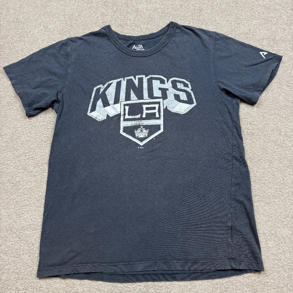 Alta Gracia Tops - LA Kings Women's Shirt Size M Black Short Sleeve NHL Hockey Stretch